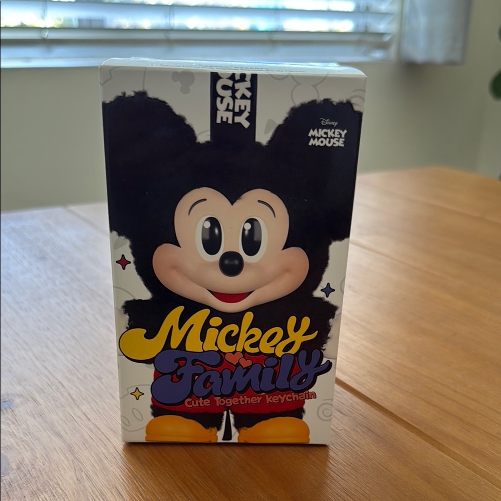 POP MART Mickey Family Cute Together Keychain Minnie